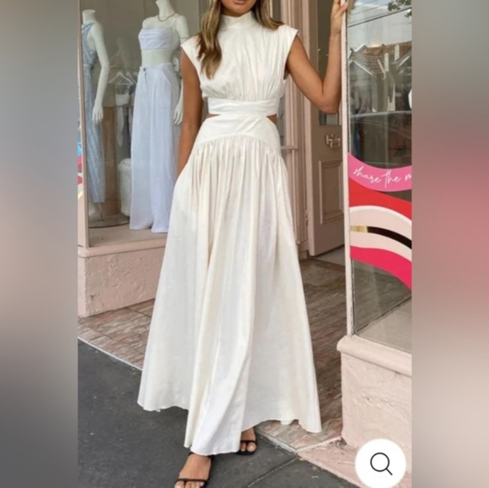 Micas NWT White Mock Neck Cut Out Ruched Maxi Dress